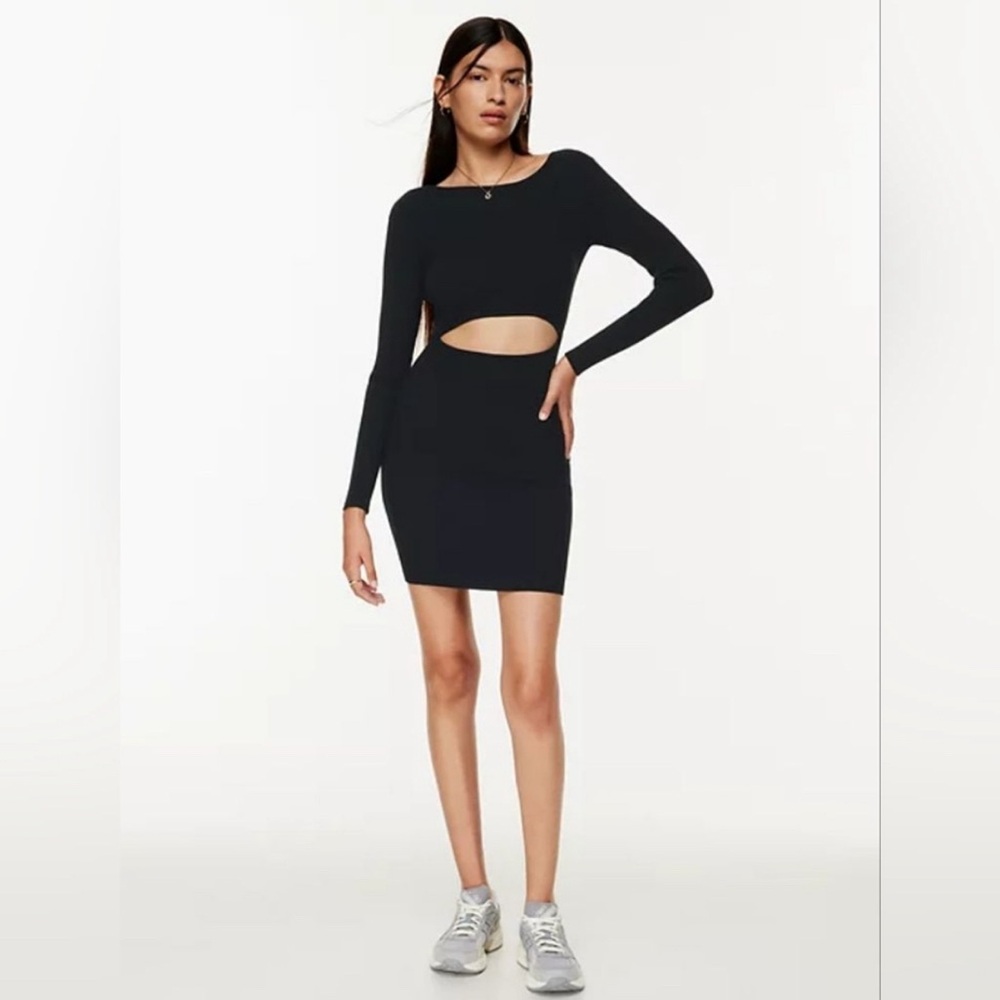 Aritzia Wilfred Cut Out Knit Long Sleeved Dress Black